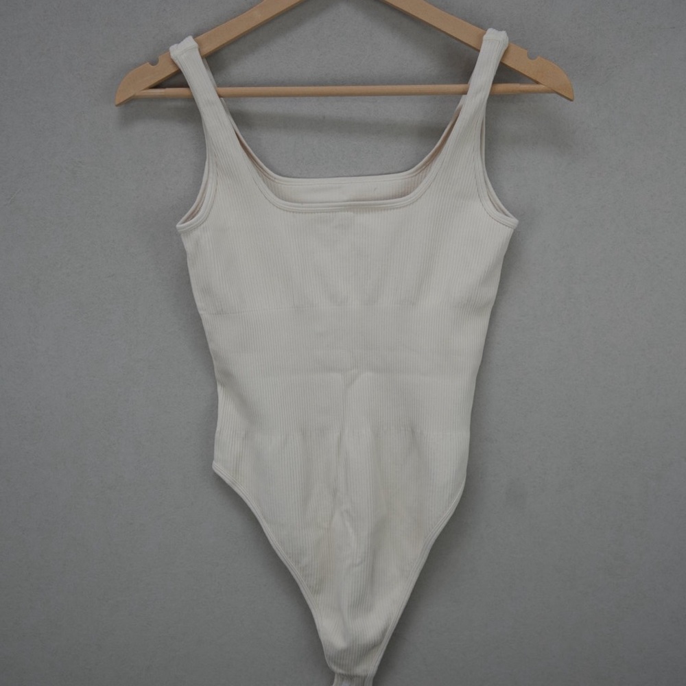 Cream Ribbed Bodysuit - Picture 2 of 4